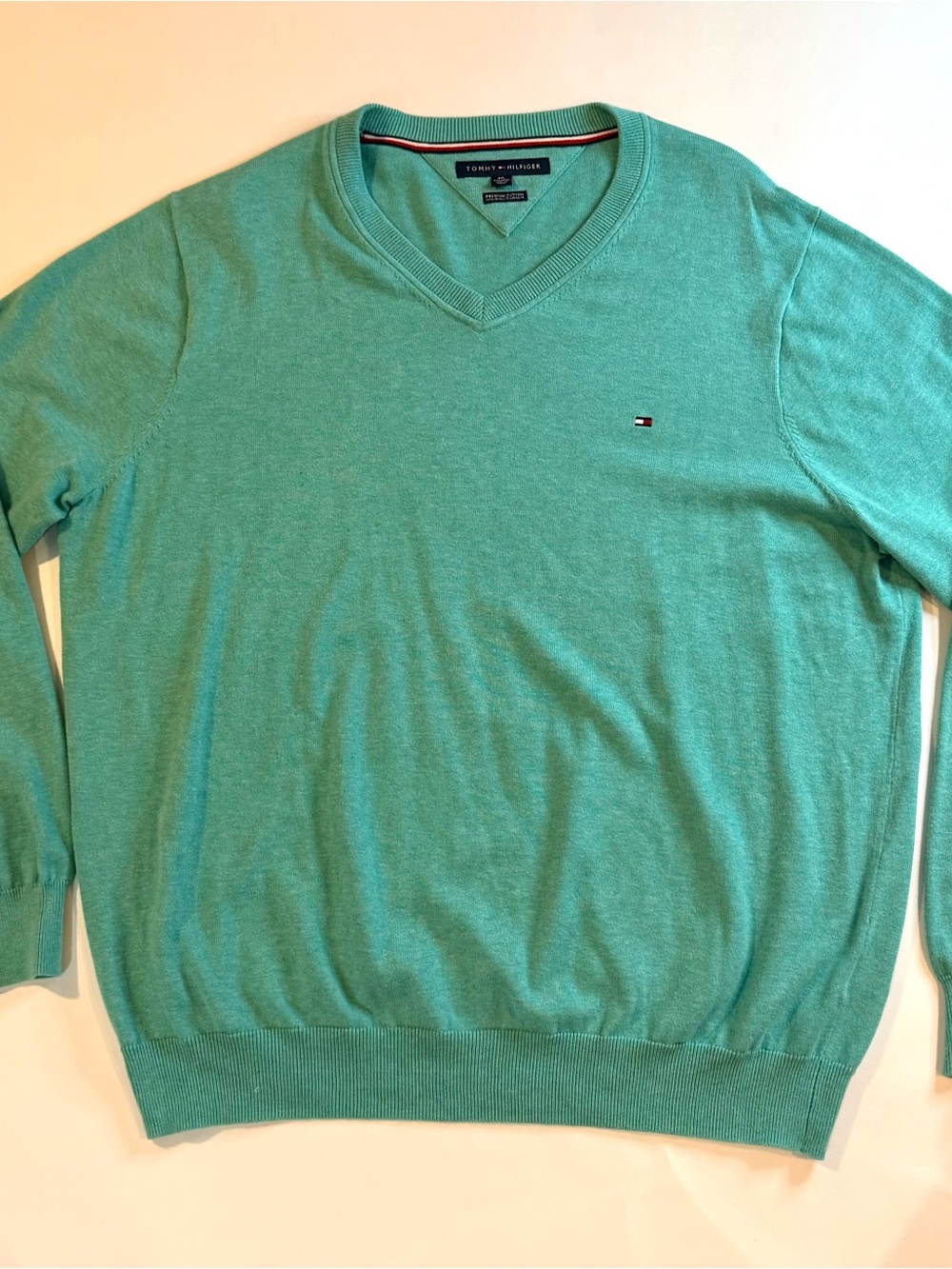 Tommy Hilfiger Men’s  V Neck Sweater Pullover Logo Knit Classic Sz XXL